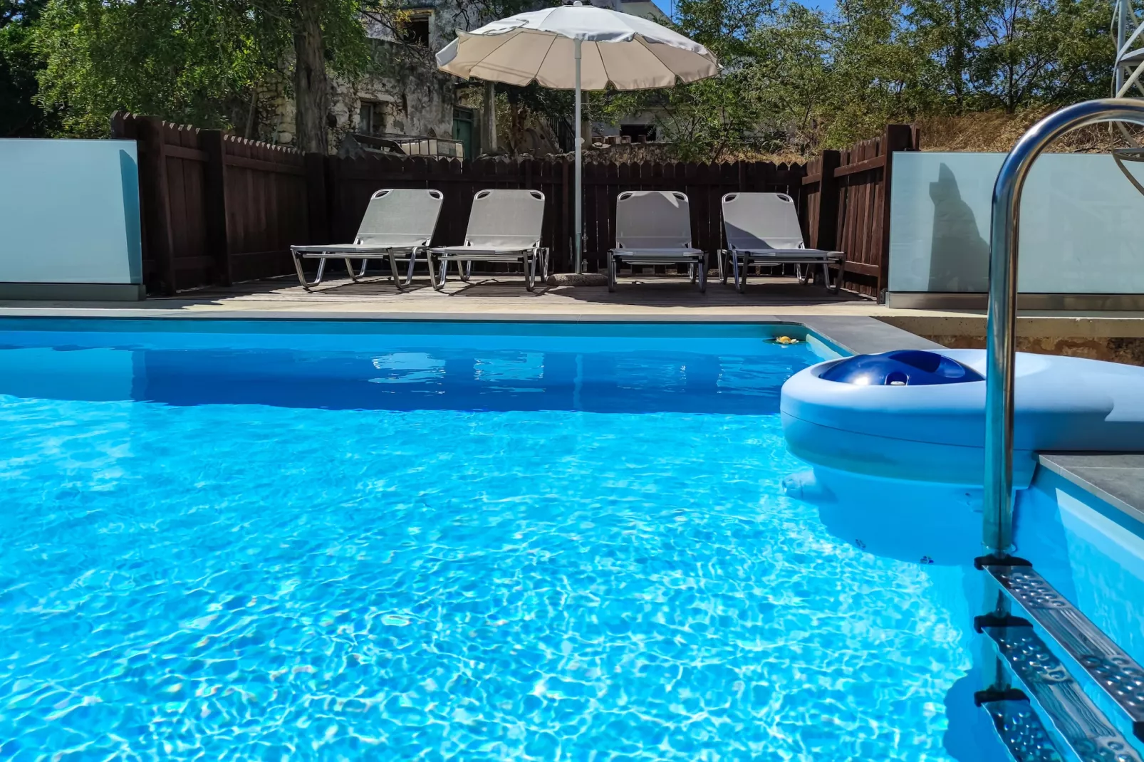 Marni-Pool