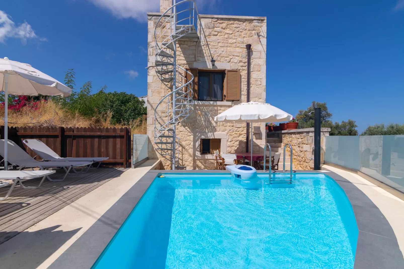 Marni-Pool