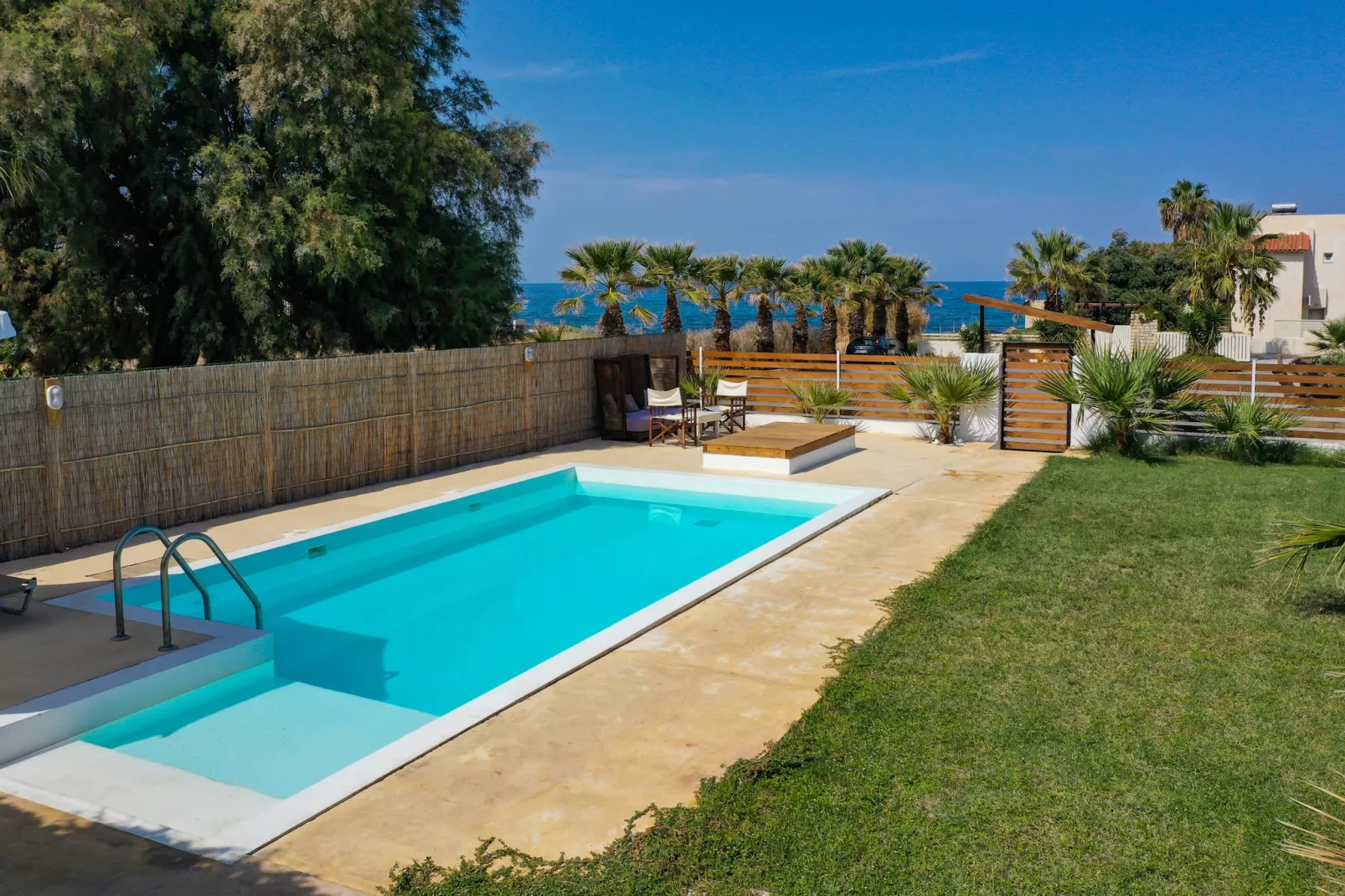 Hara's Beach Villa-Pool