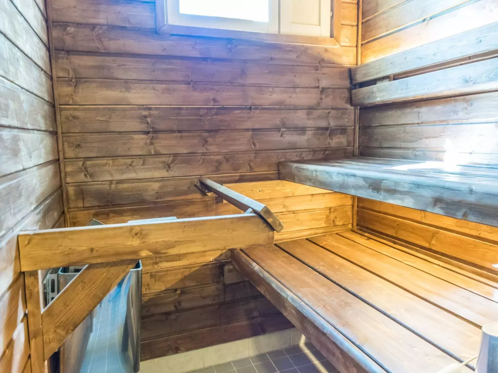 Outapailakka j 5-Inside