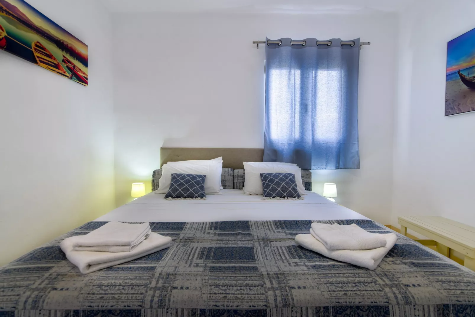 Hara's Beach Villa-Bedroom
