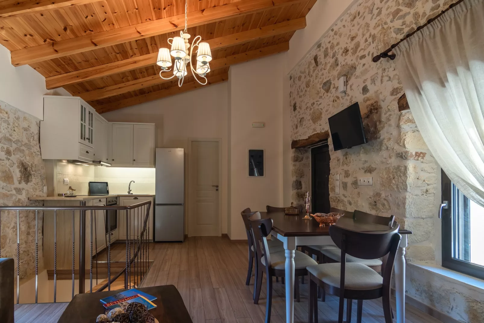 River View-Dining room