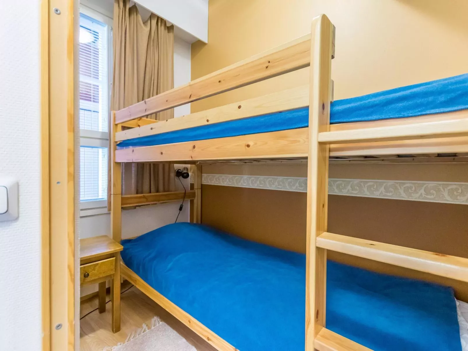 Outapailakka j 7-Inside