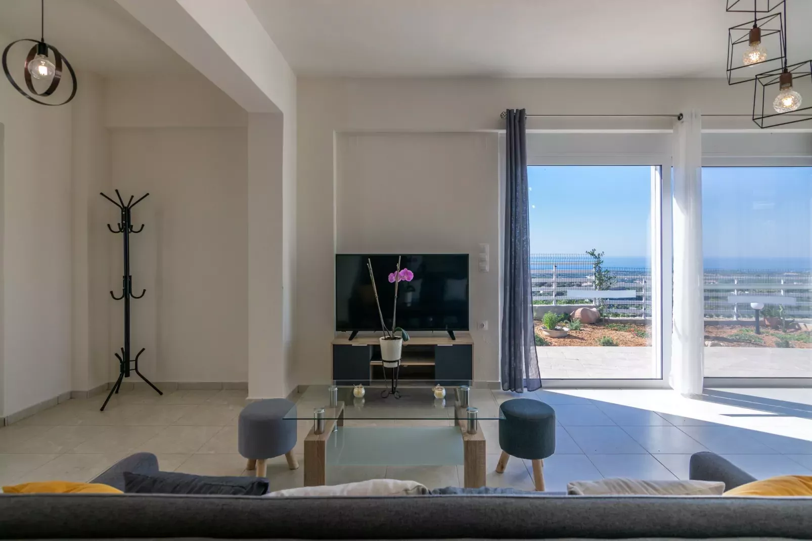 Haravgi villa (5 bedrooms)-Living room