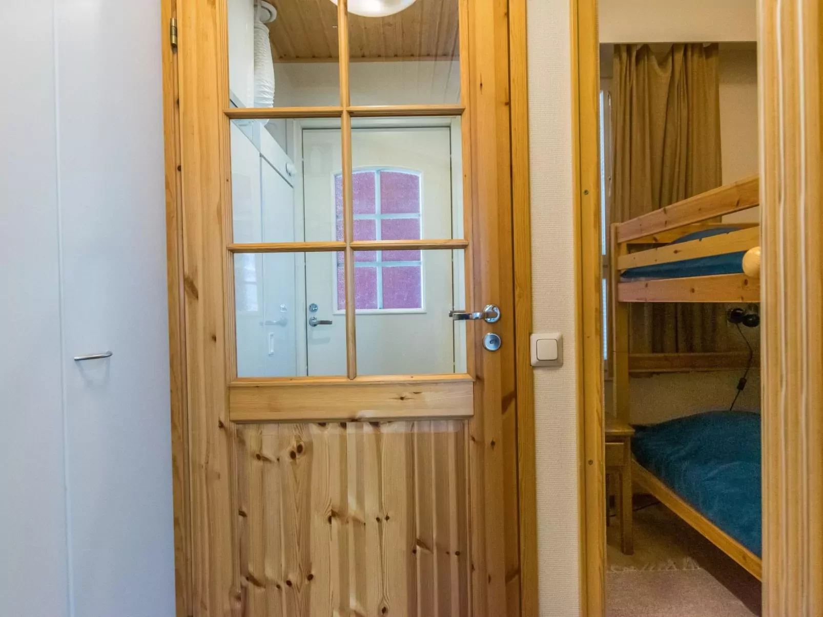 Outapailakka j 7-Inside