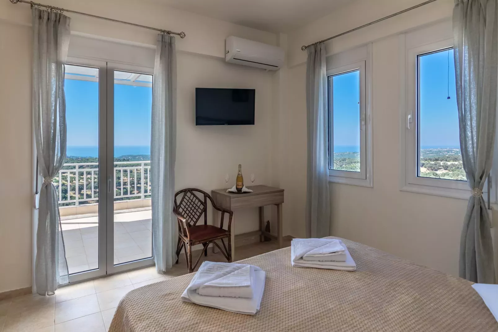 Haravgi villa (5 bedrooms)-Bedroom