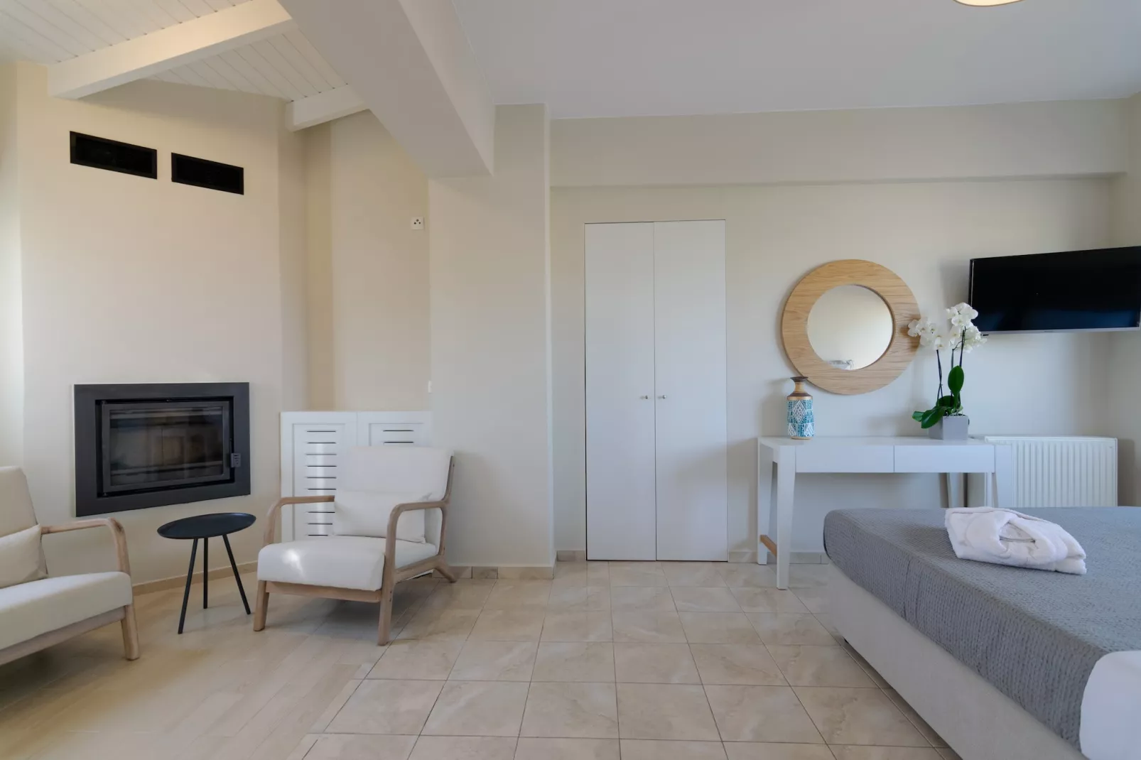Foothills Blue-Bedroom