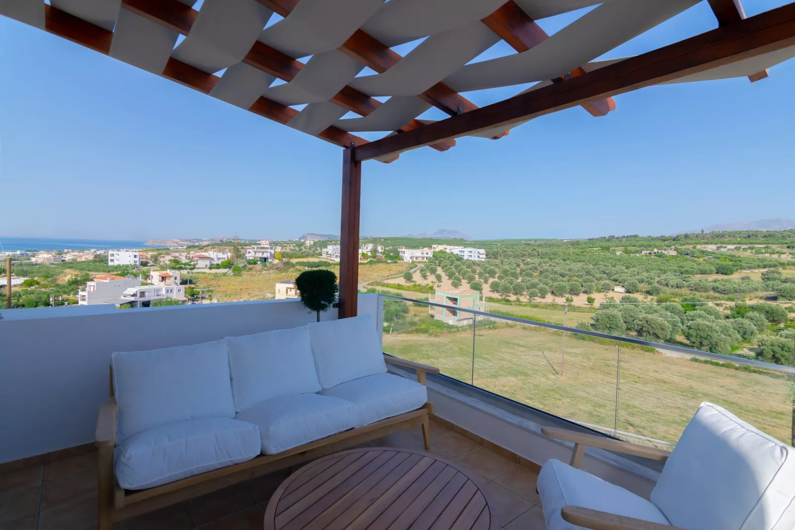 Foothills Blue-Terrace balcony
