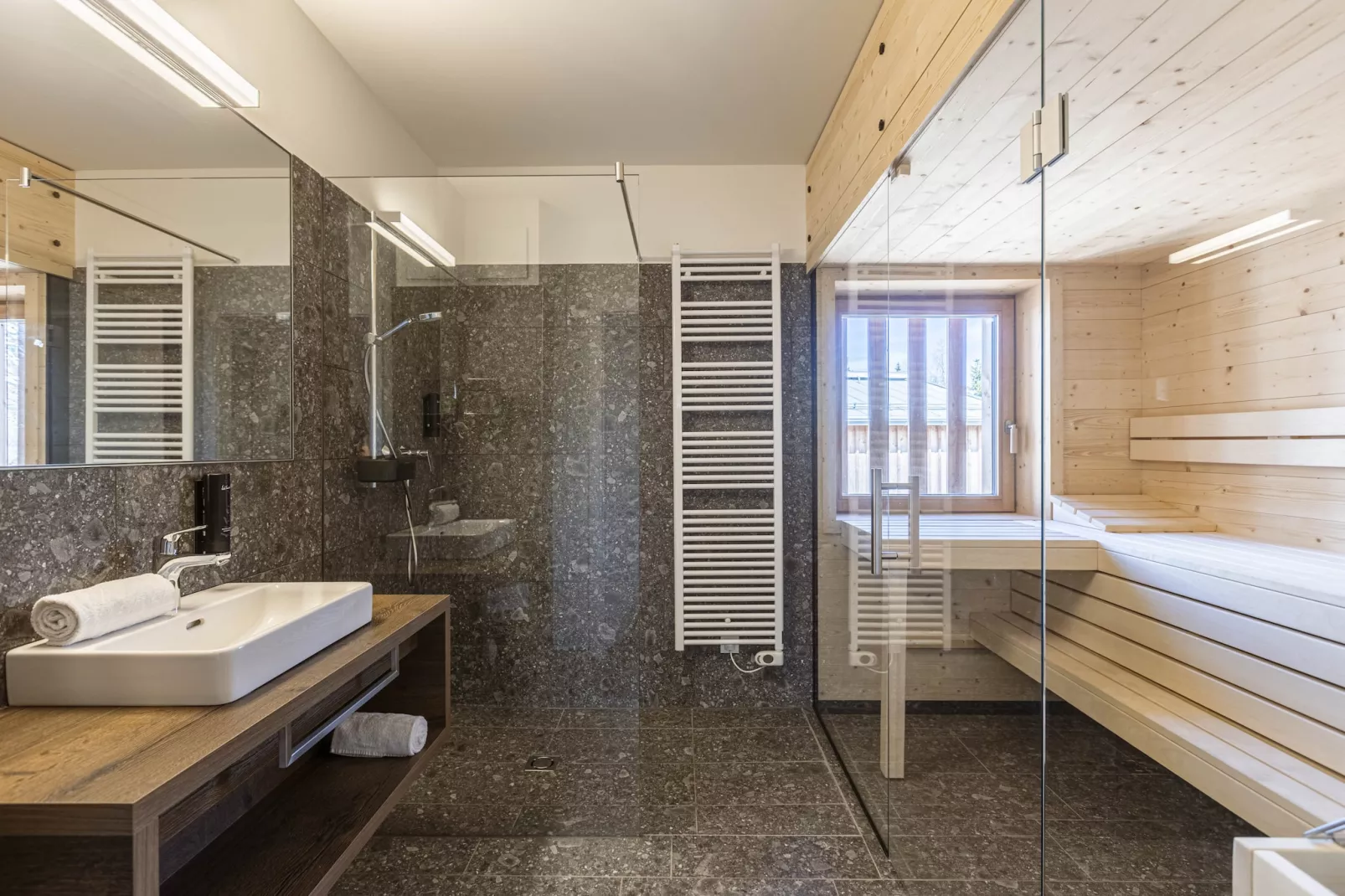 Almresort Sonnenalpe 5-Bathroom