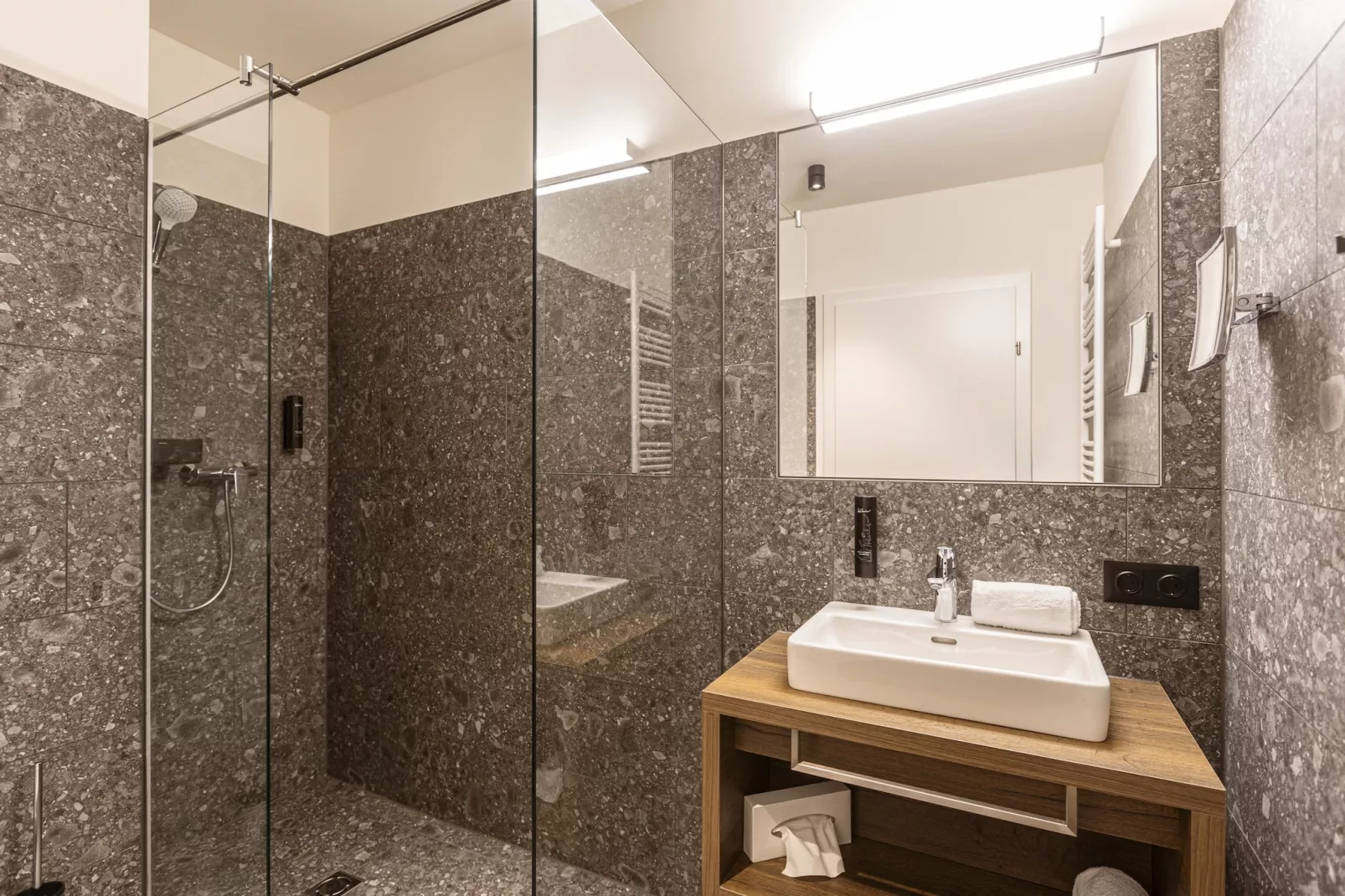 Almresort Sonnenalpe 7-Bathroom