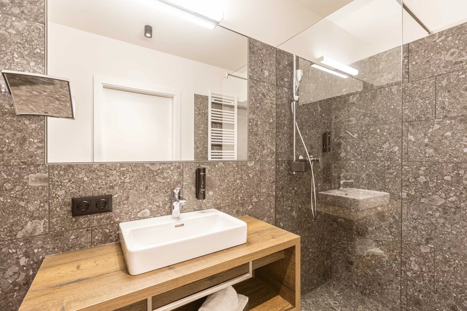 Almresort Sonnenalpe 6-Bathroom