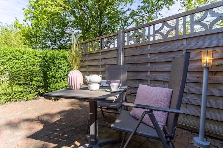 Huus Avelia - Apartment DG	-Terrace balcony