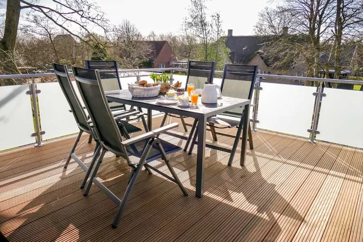 Huus Avelia - Wohnung DG-Terrace balcony