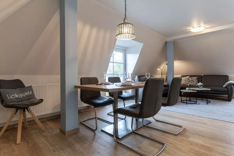 Huus Avelia - Wohnung DG-Living room