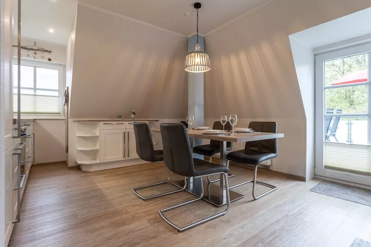 Huus Avelia - Wohnung DG-Living room