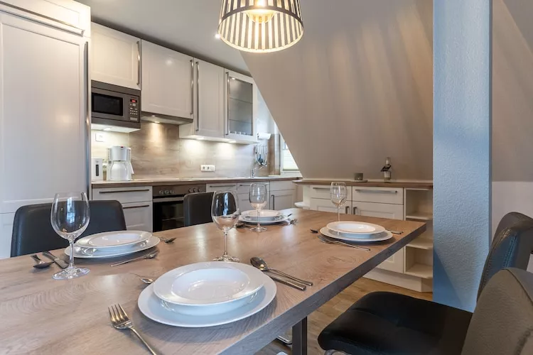 Huus Avelia - Wohnung DG-Kitchen