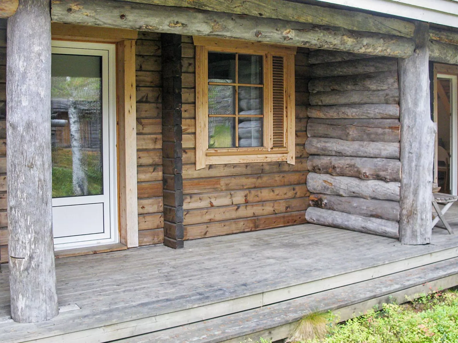 Pökkömaja b-Outside