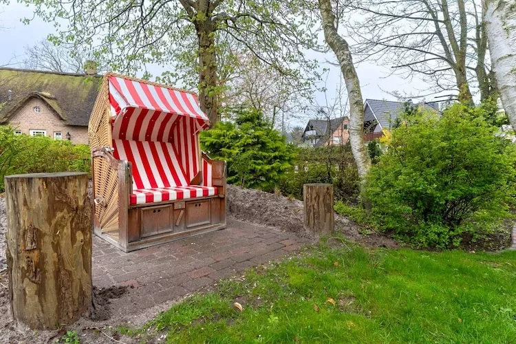 Huus Avelia - Wohnung DG-Gardens summer