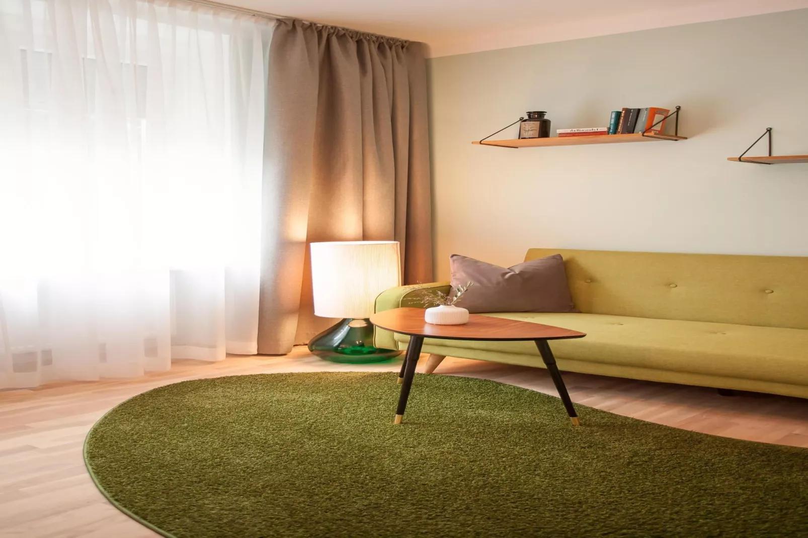 URBANAUTS FLATS Cubertia-Living room