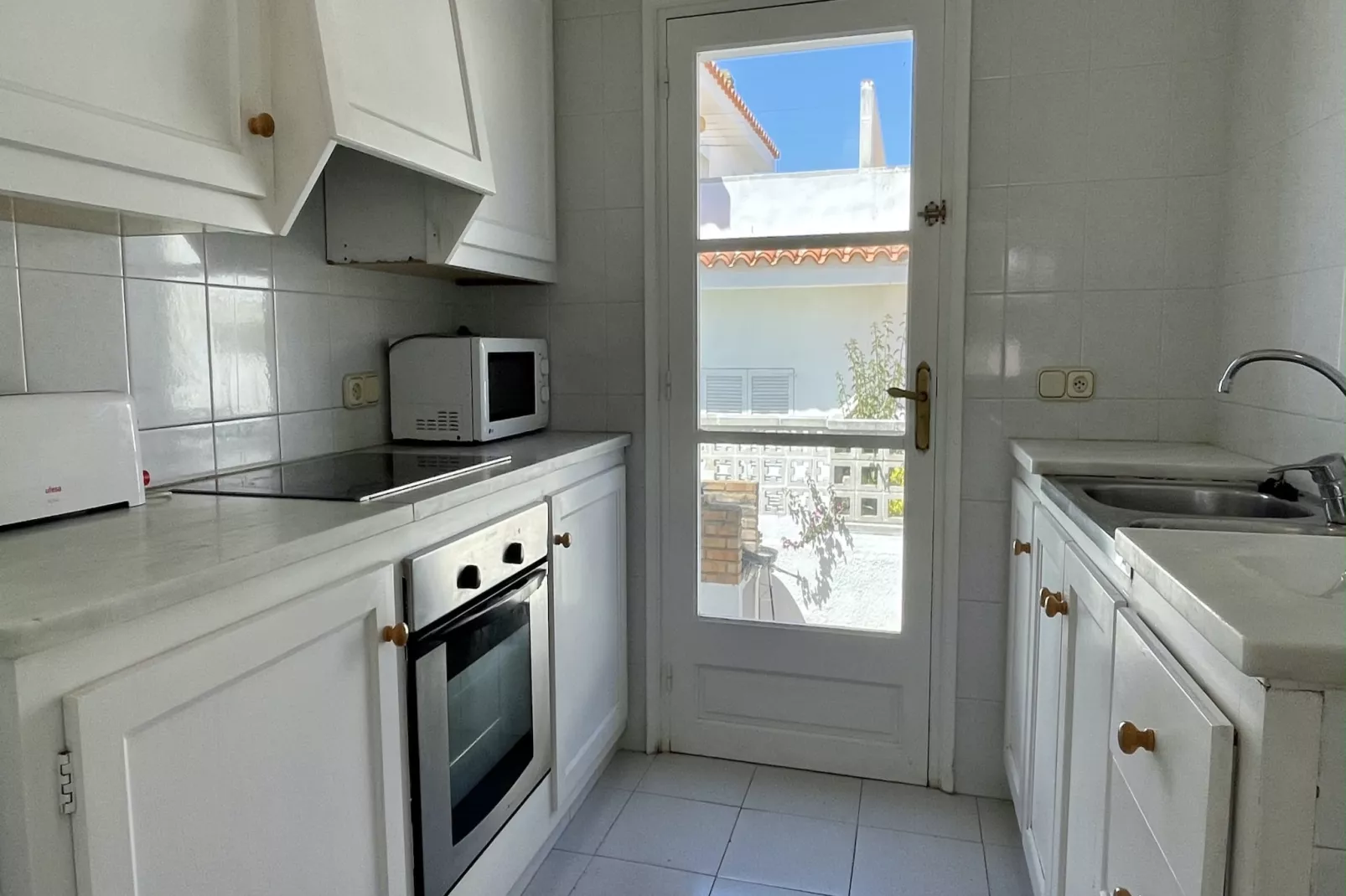 LA VINYA 14-Kitchen