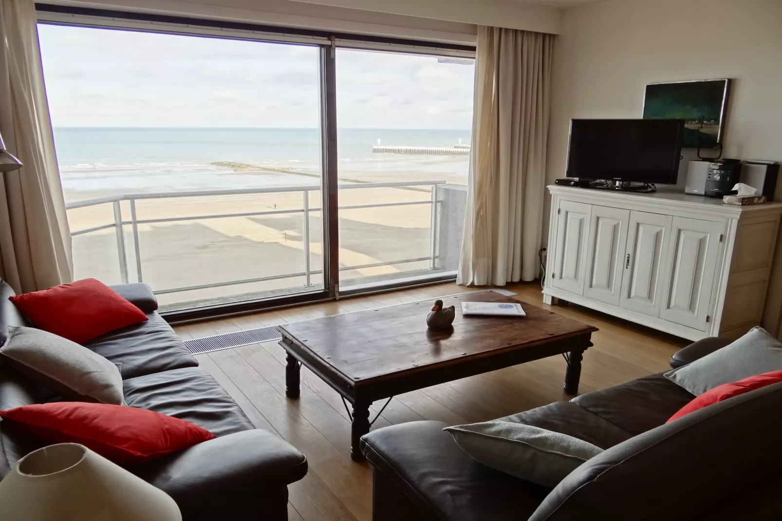 VIERBOETE-Living room
