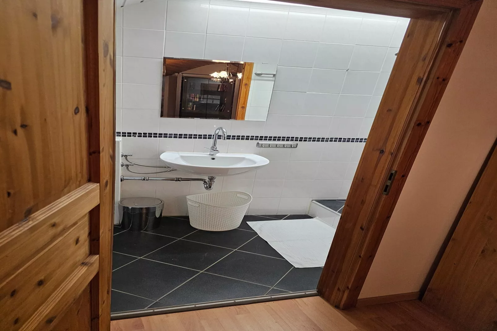 Ferienhaus der Saison an der Mosel-Badezimmer