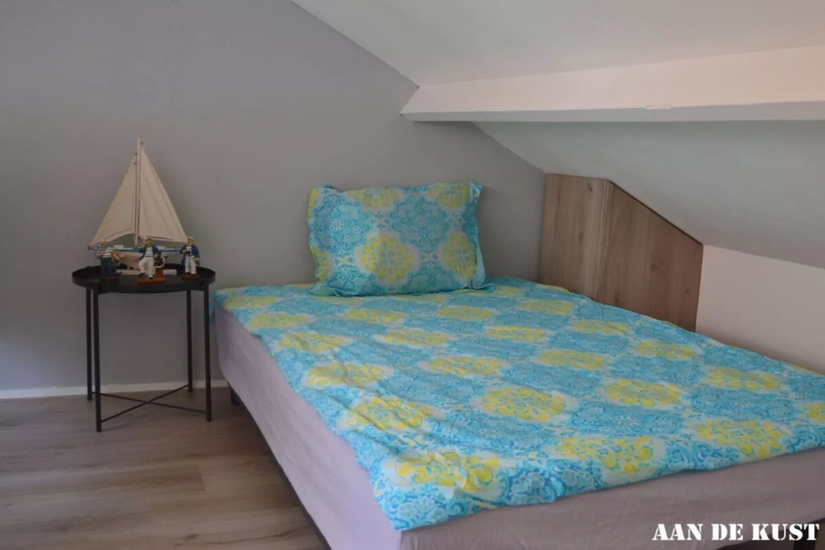 396528-Bedroom