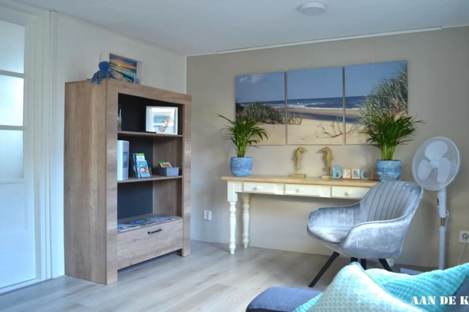 396528-Living room