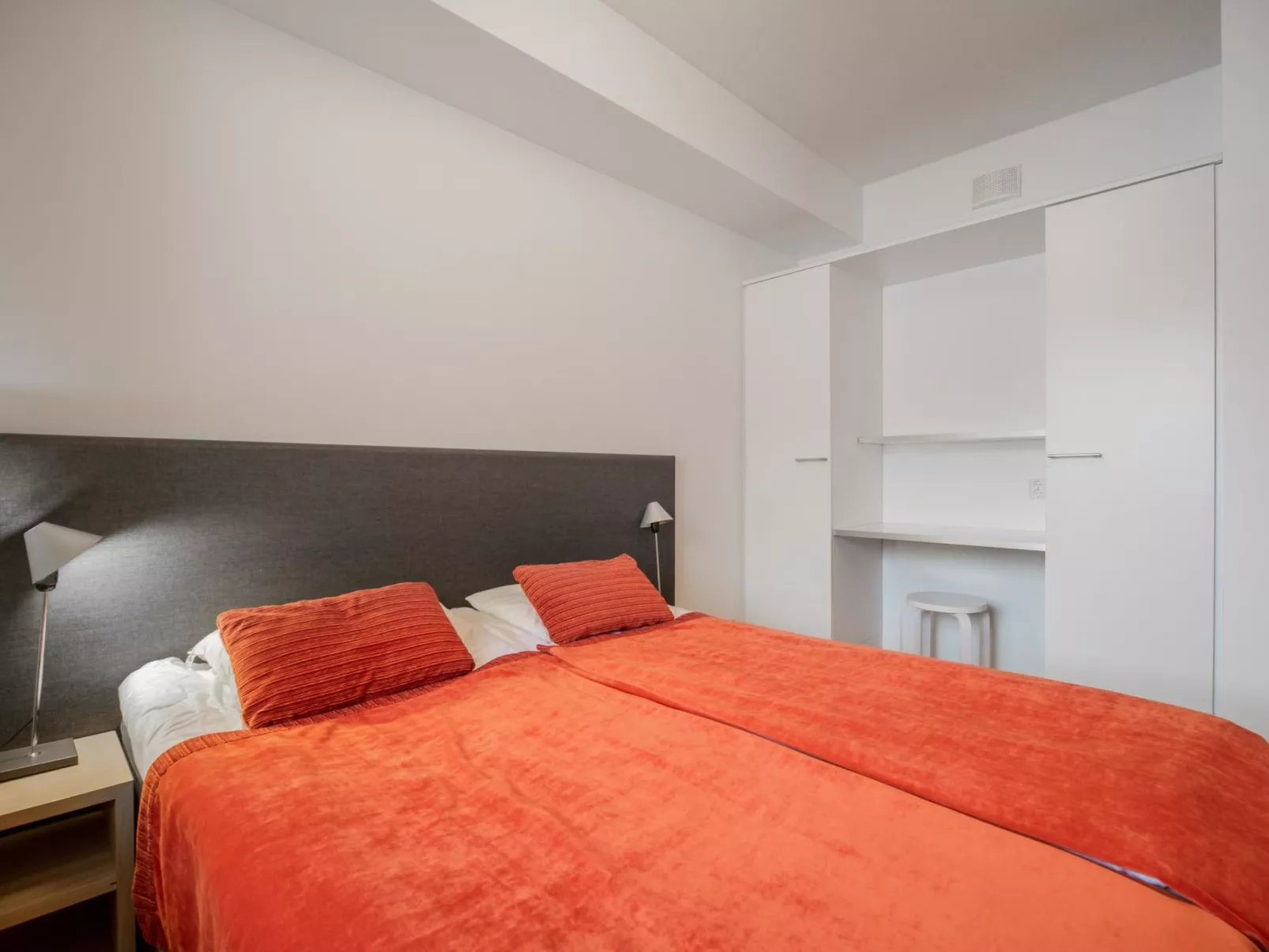 Nordic chalet 9211-Inside
