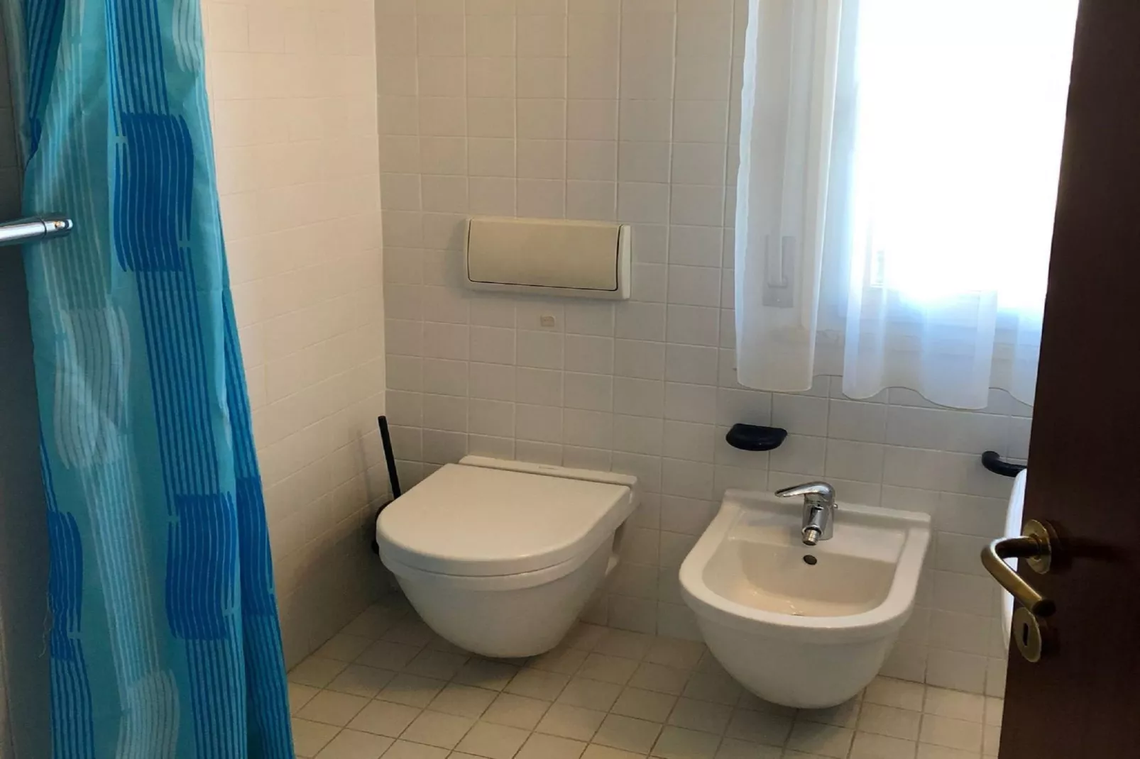 VILLA VIVALDI 120-Bathroom