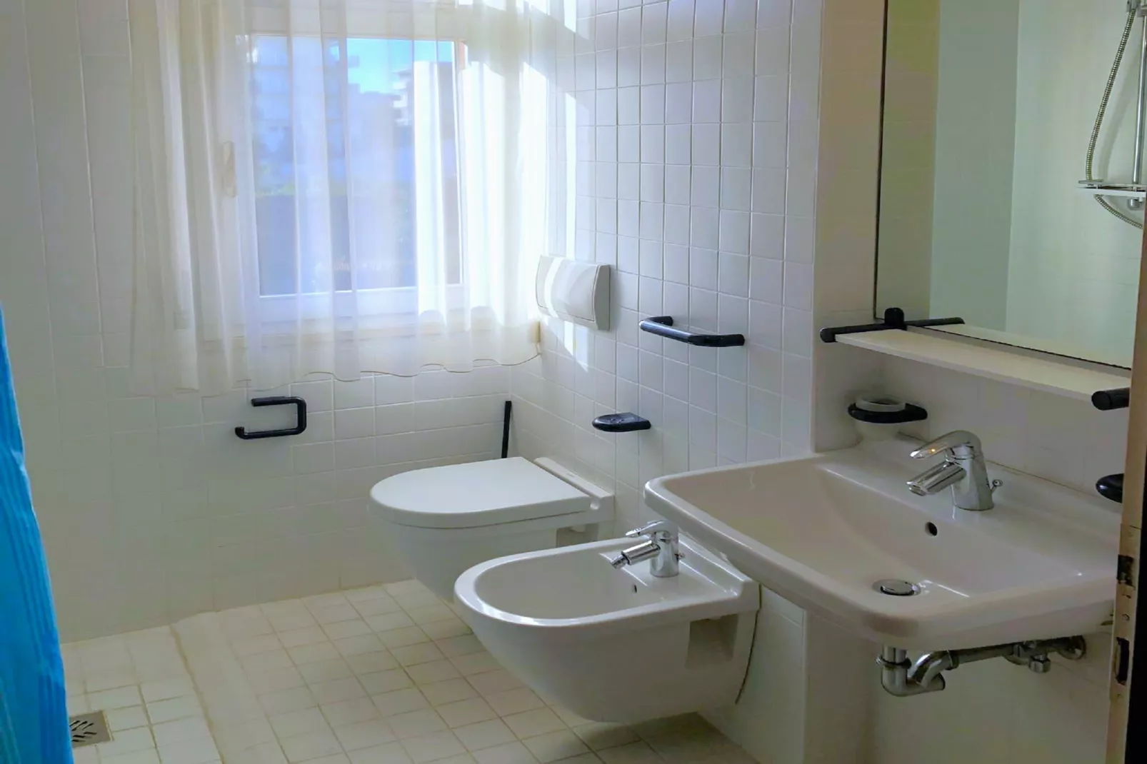 VILLA VIVALDI 120-Bathroom