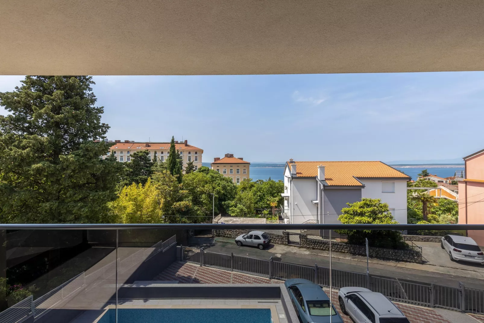 Villa Dubravka App 3-View summer