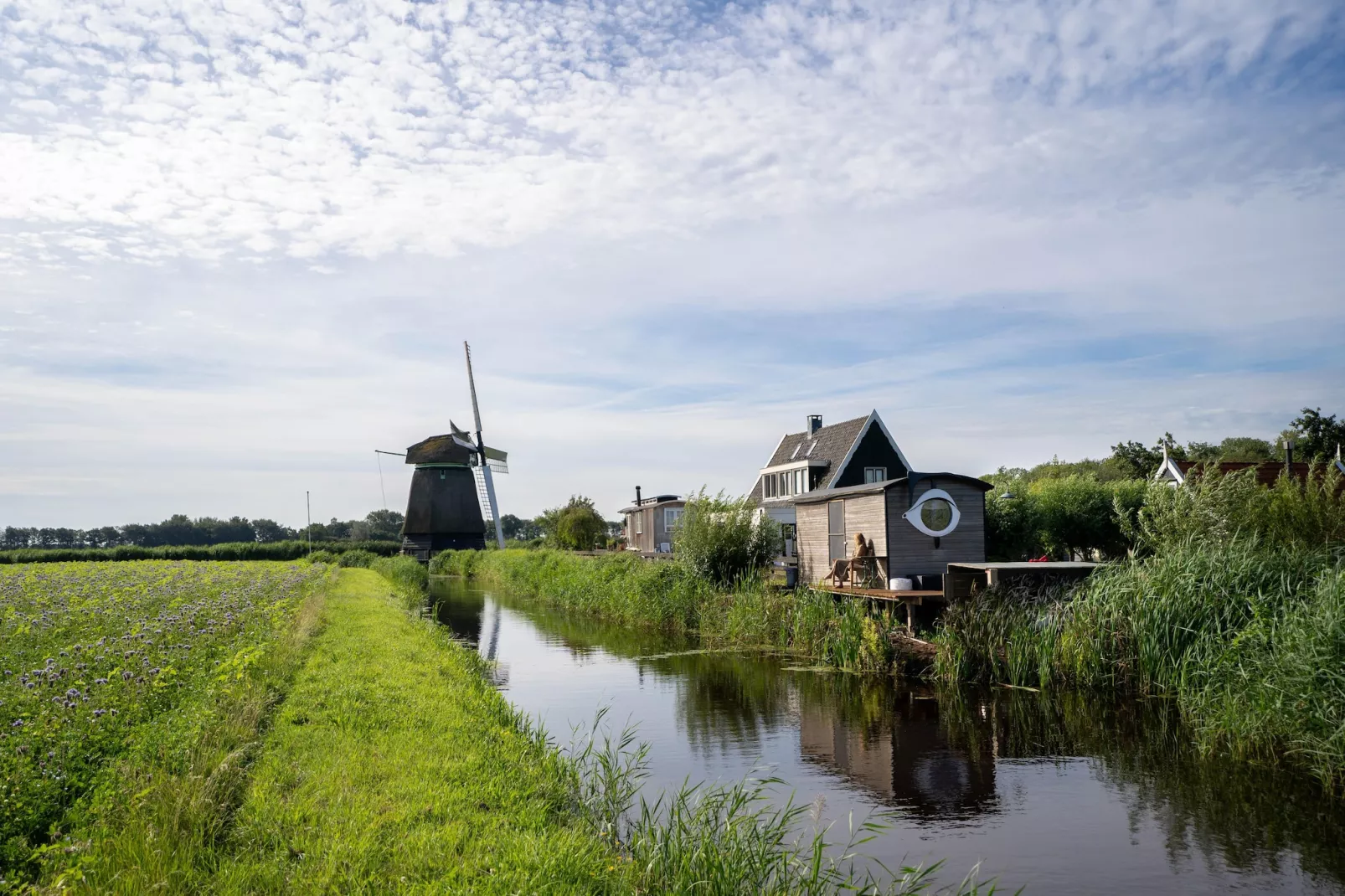 De Veldwachter-Exterior summer