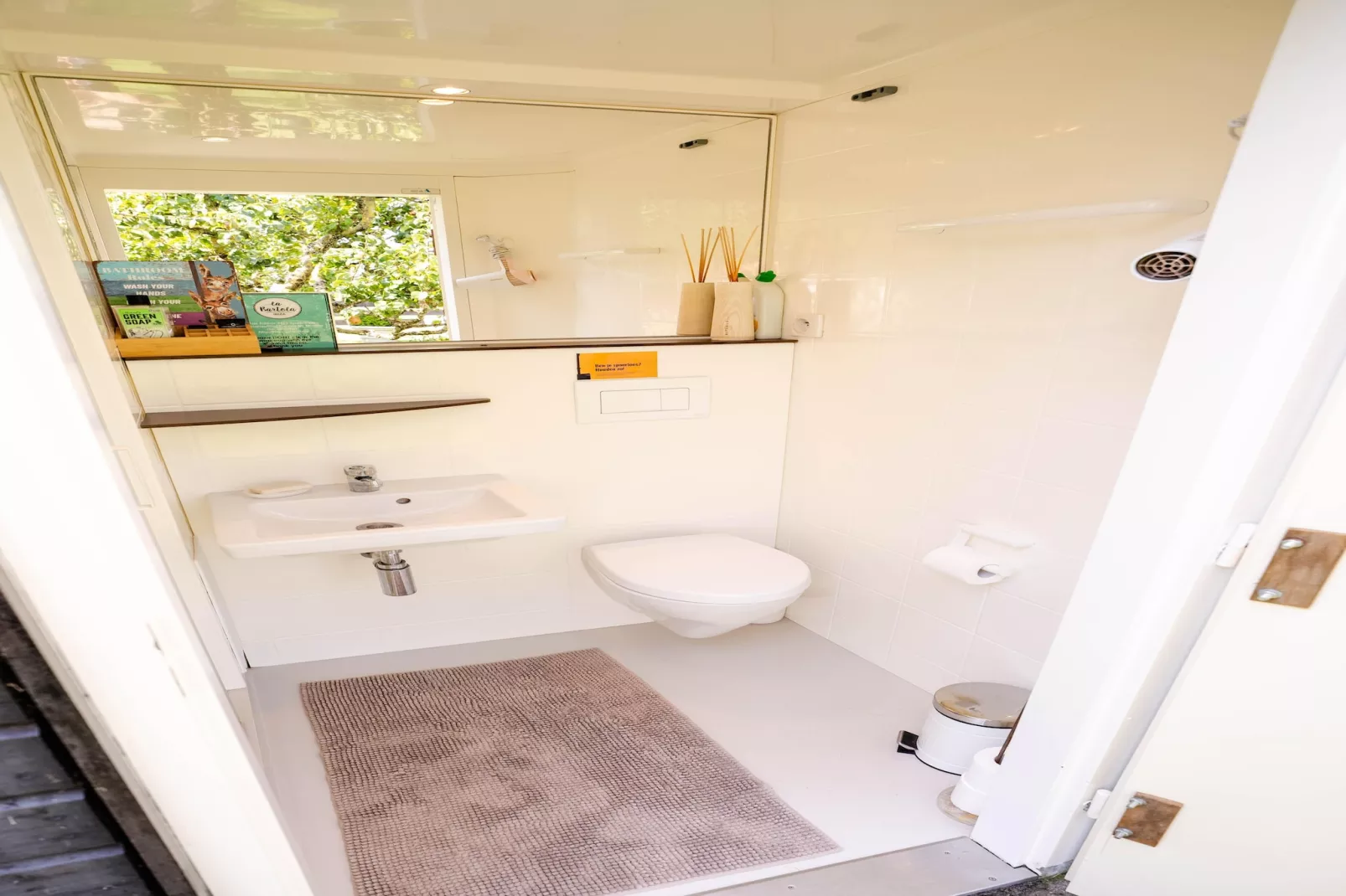 De Veldwachter-Bathroom