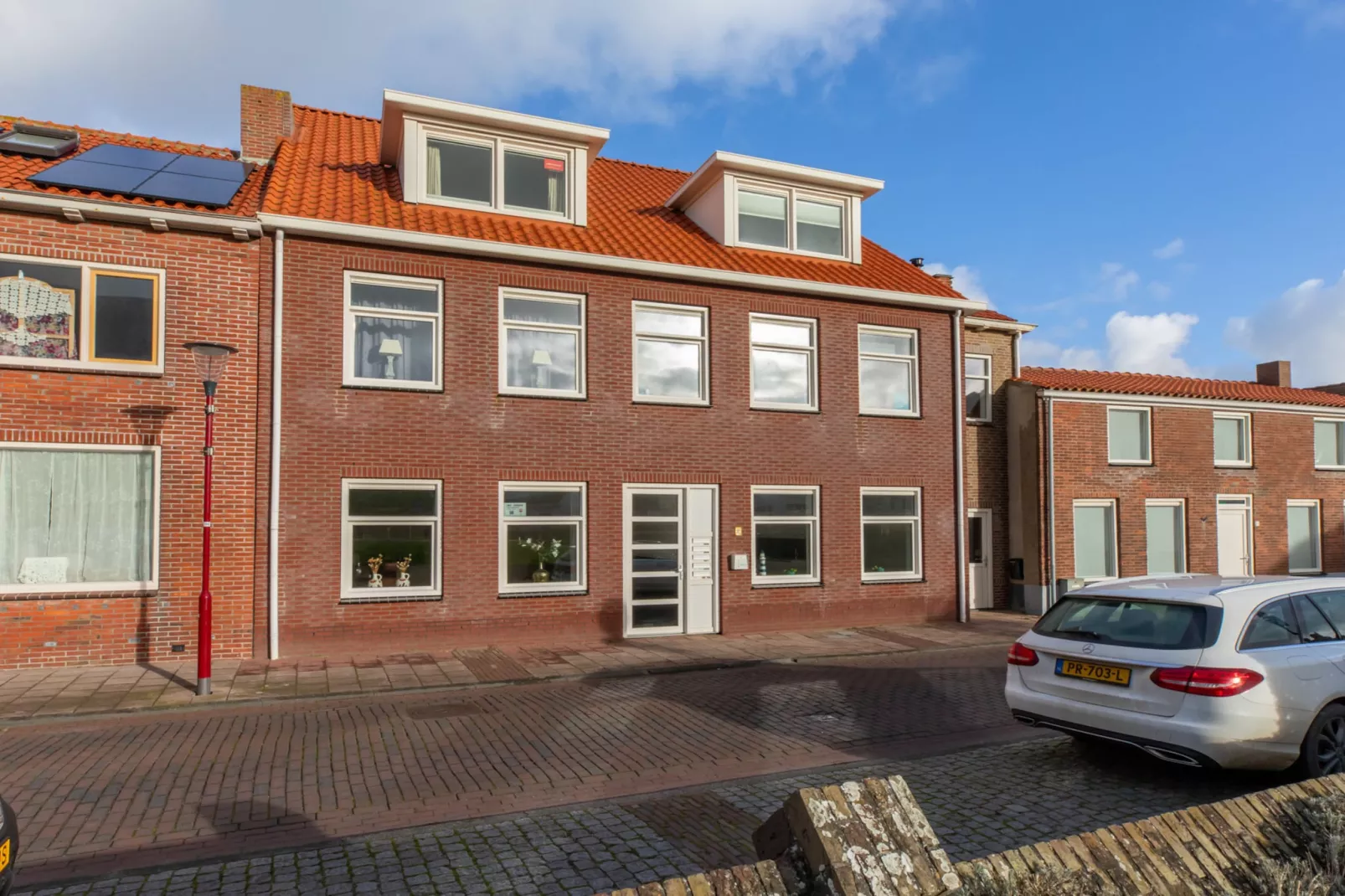 Vakantiewoning 't Zoete Licht Residenz - Willibrordusplein 28 C  Zoutelande-Areas summer 1km