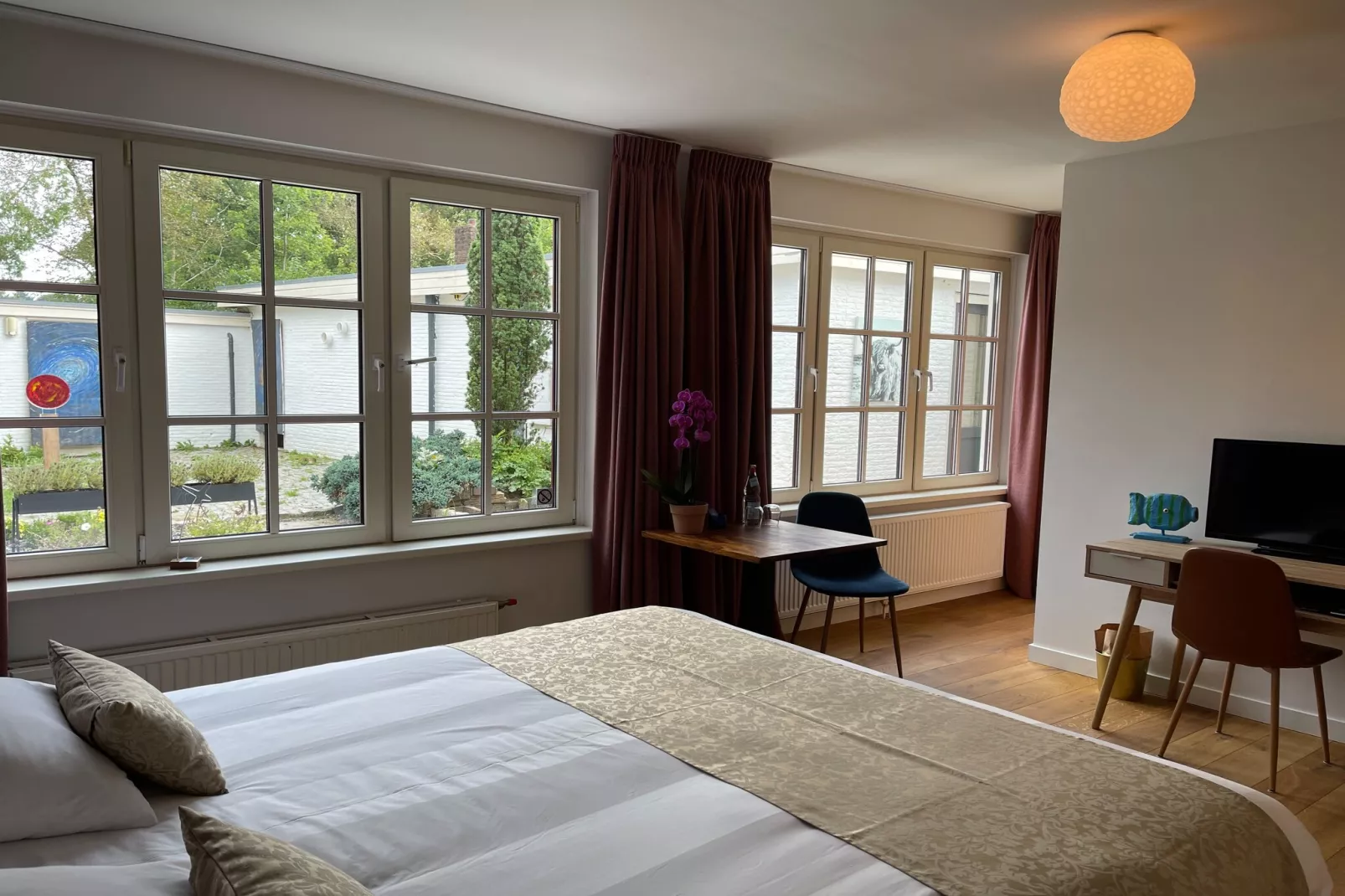 Landhuis Hezenes-Bedroom