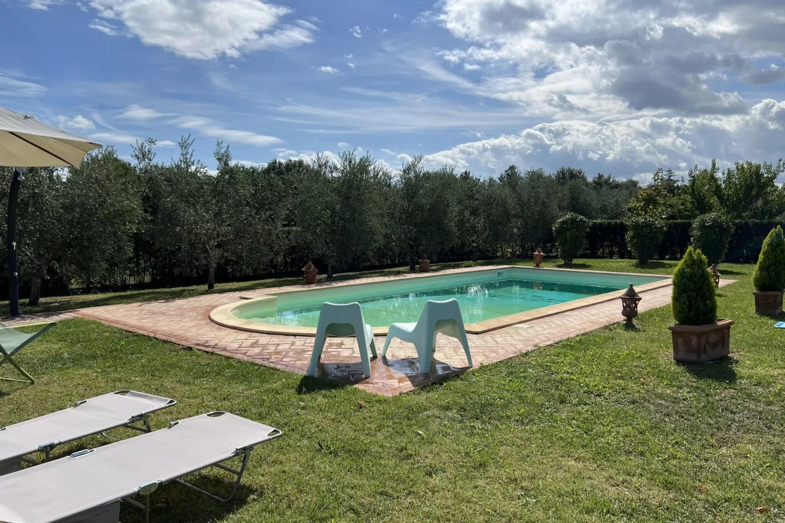 Villa Elena-Exterior summer