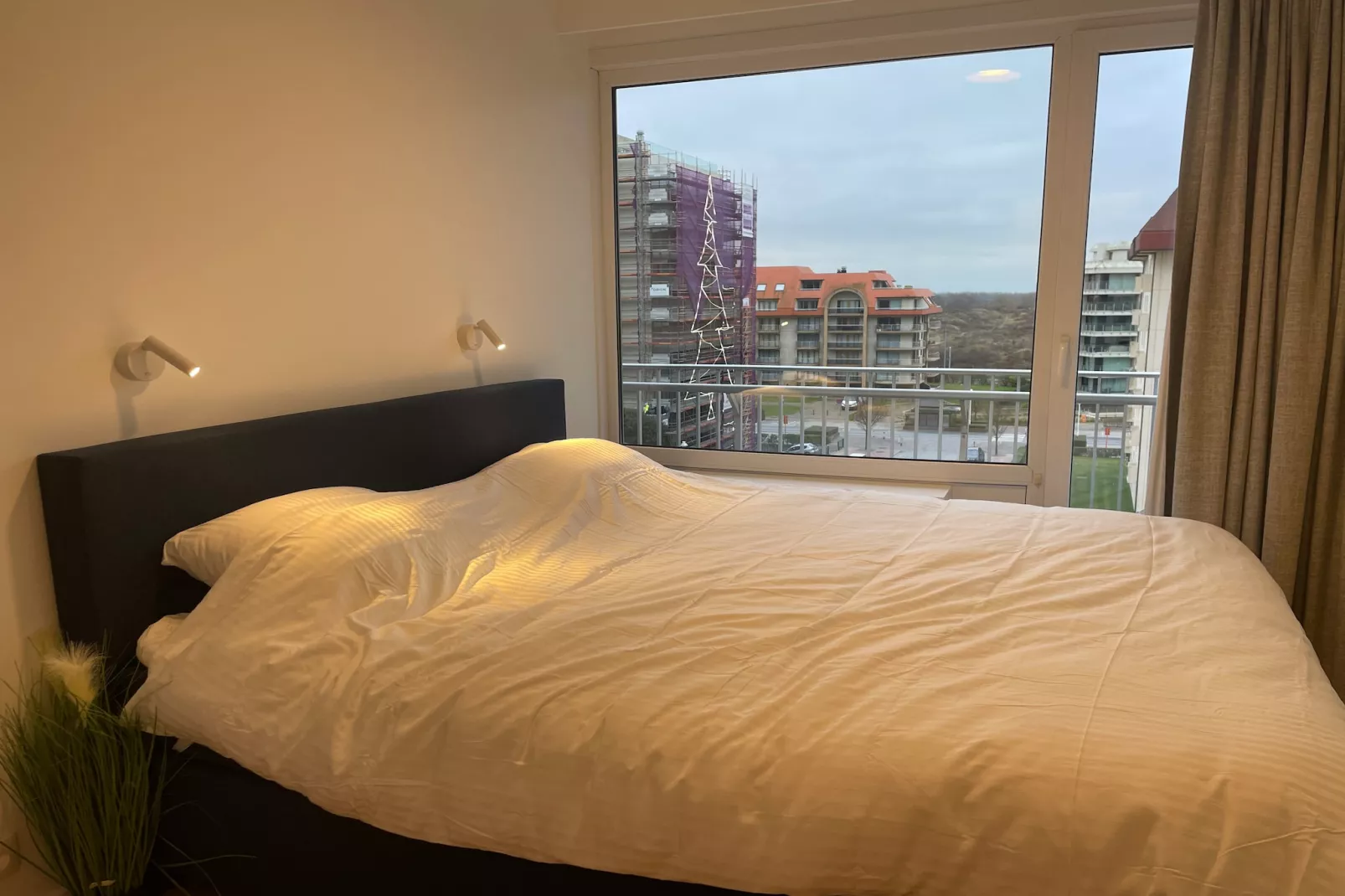 Strand Imperial 0503-Bedroom