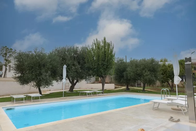 Villa dei Monti in Cisternino-Schwimmbad