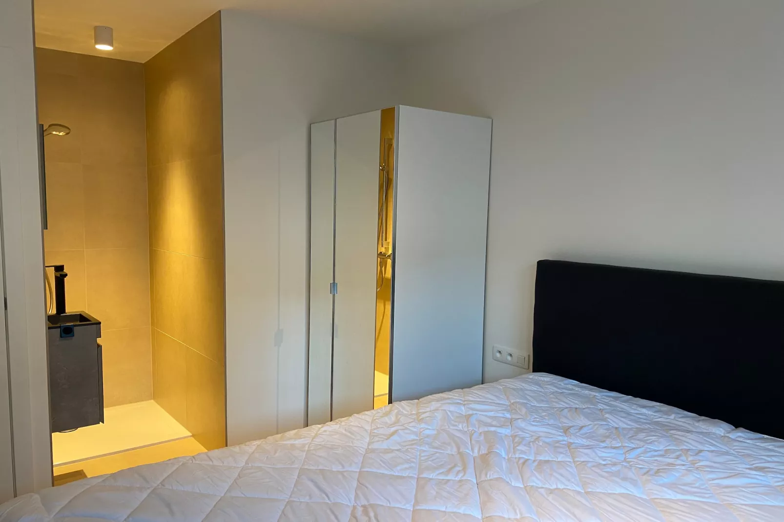 The Green 17-Bedroom