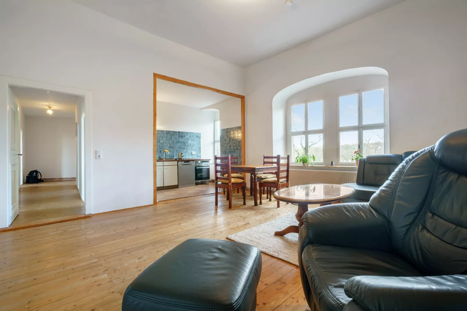 Ferienwohnung im Schloss Friedeburg-Living room