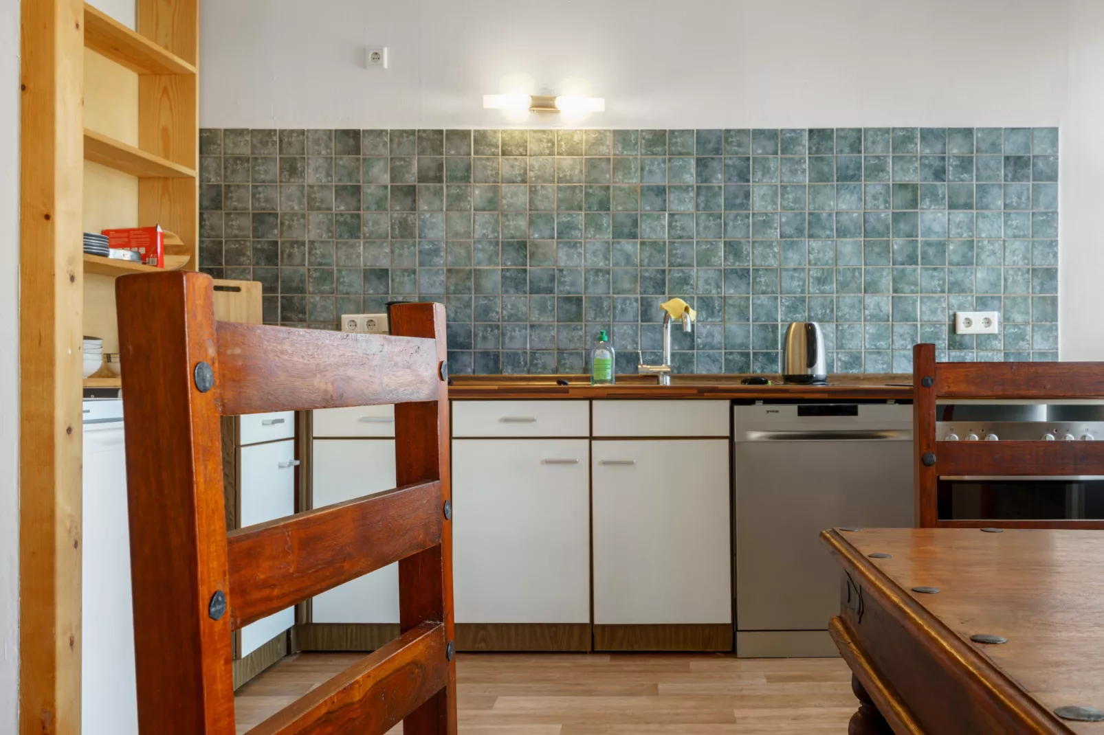 Ferienwohnung im Schloss Friedeburg-Kitchen