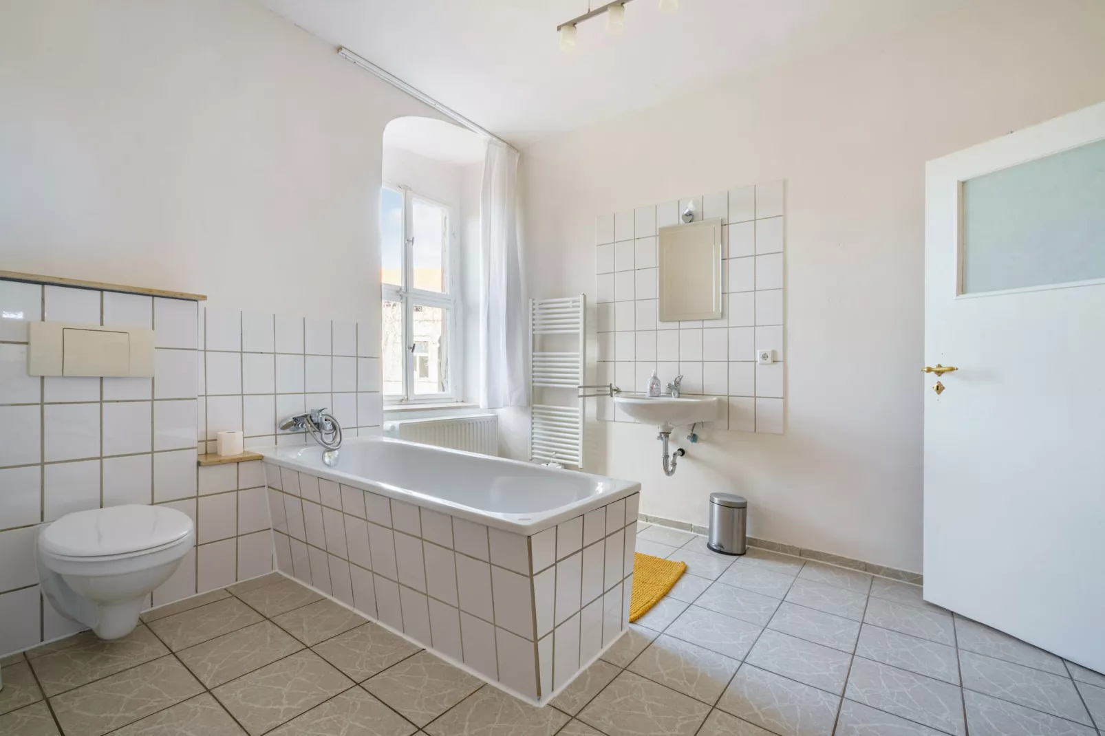 Ferienwohnung im Schloss Friedeburg-Bathroom