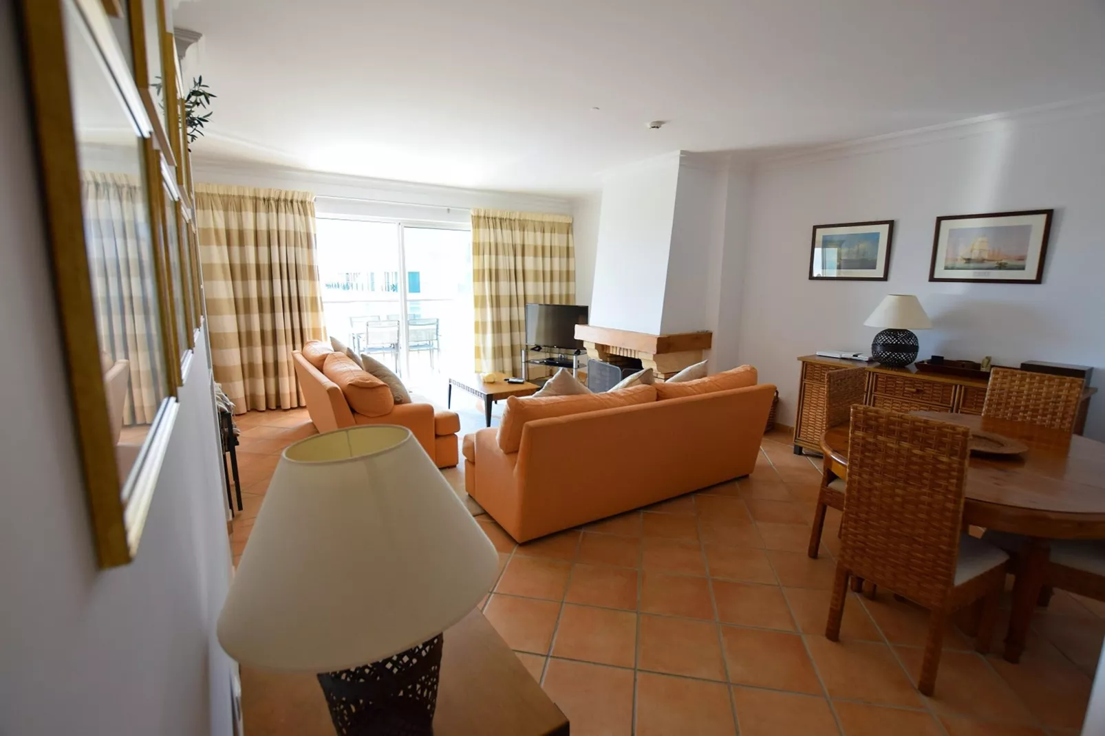 Apmto Villa Sol-Living room