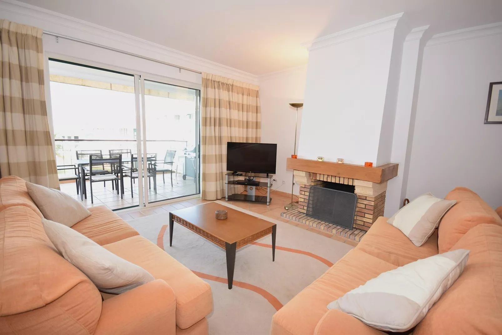 Apmto Villa Sol-Living room