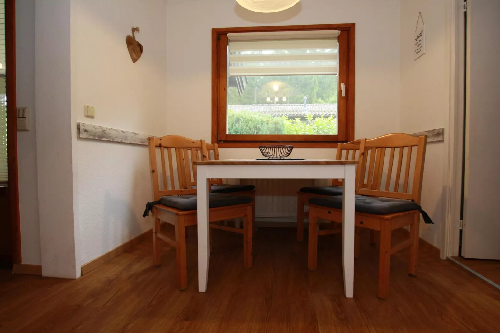 Typ B - Kaminhaus Haustierfrei-Esszimmer