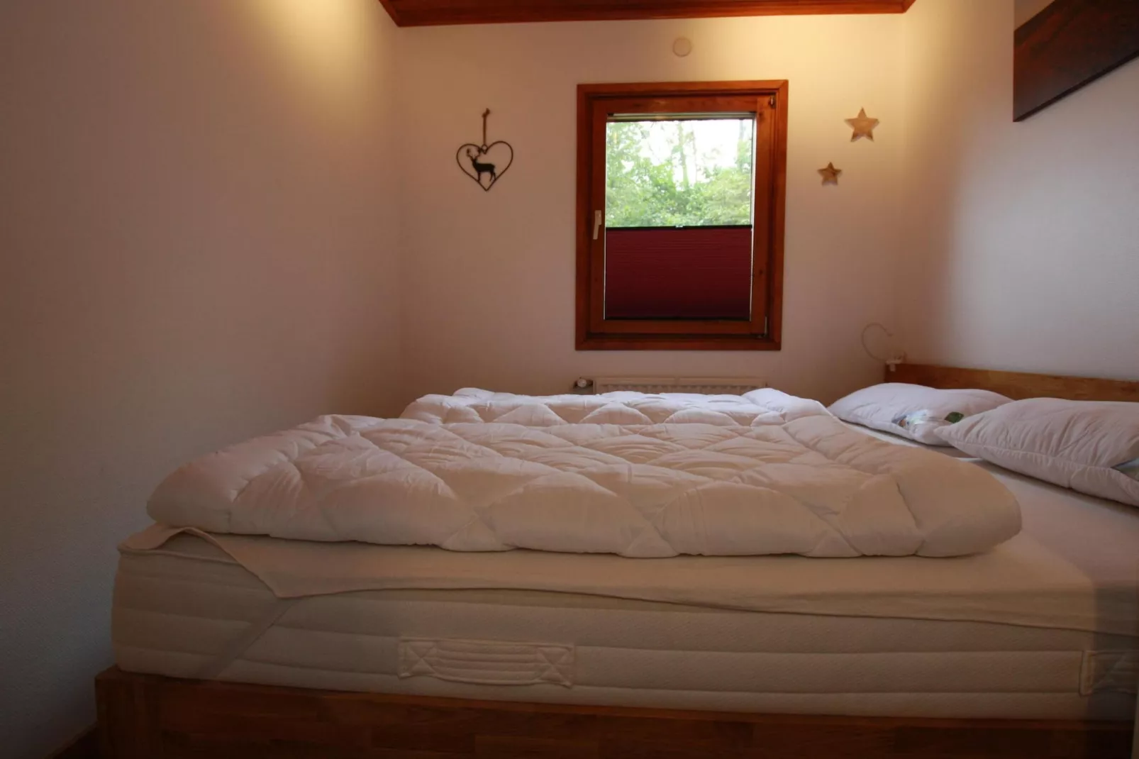 Typ B - Kaminhaus Haustierfrei-Schlafzimmer