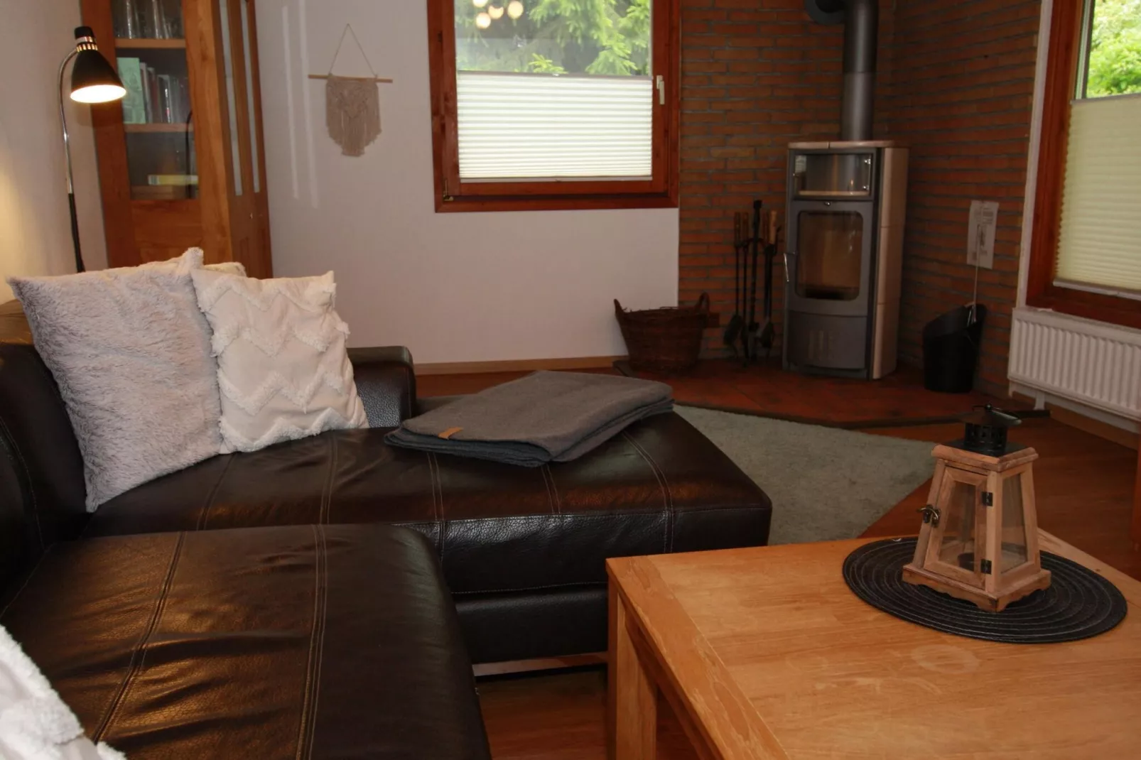 Typ B - Kaminhaus Haustierfrei-Wohnzimmer