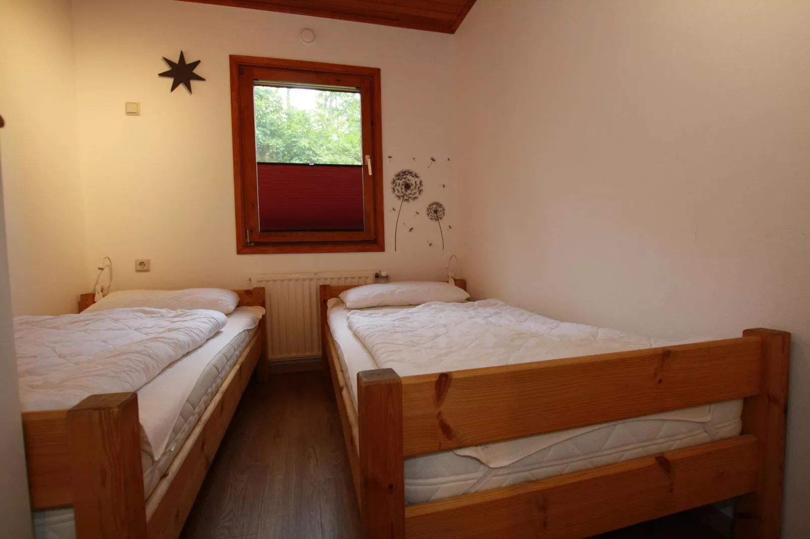 Typ B - Kaminhaus Haustierfrei-Schlafzimmer