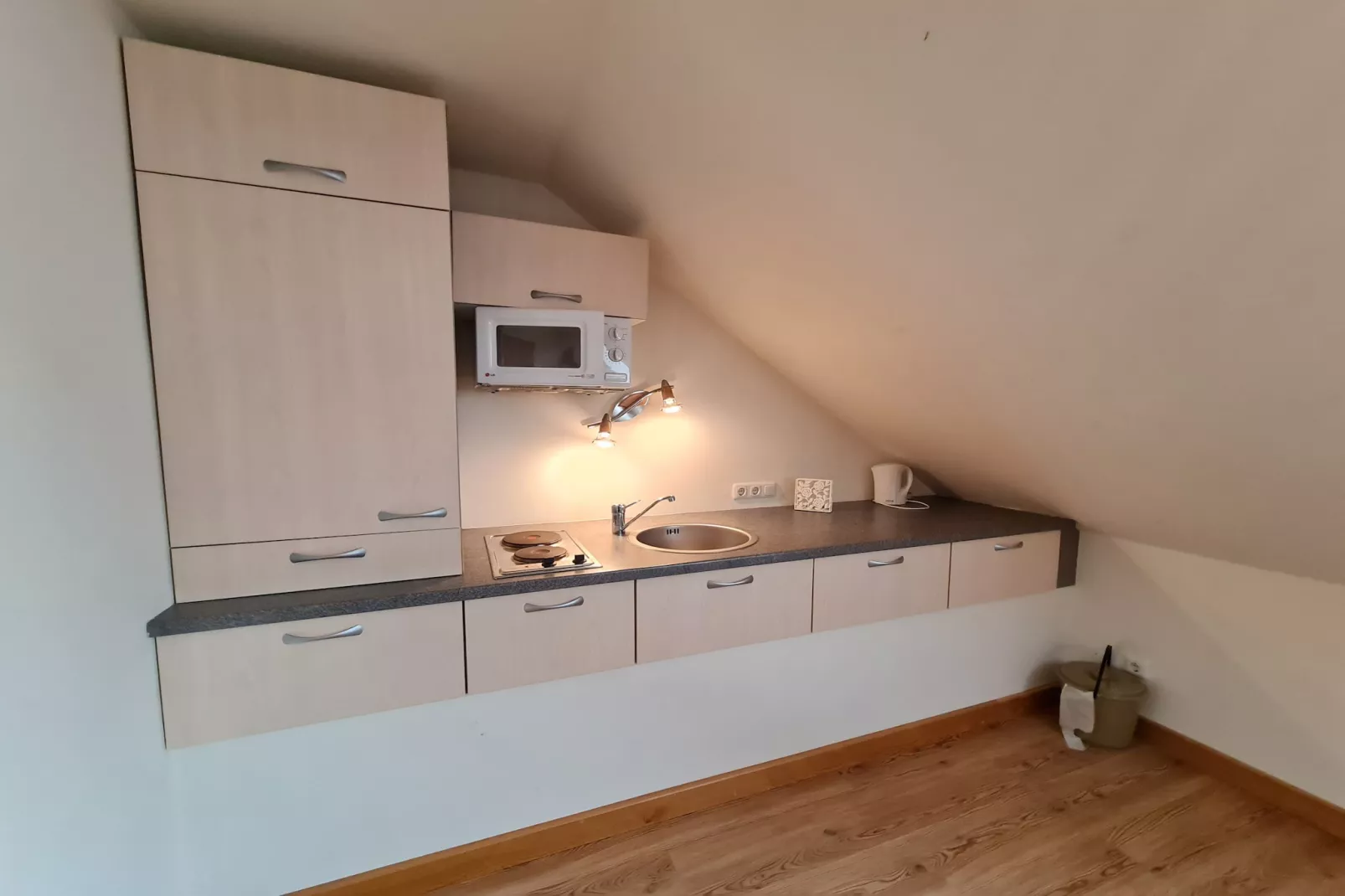 Ski & Sun Top 6-Kitchen